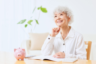 Kelsem Ricardo Rios Lima explica como planejar investimentos inteligentes garante uma aposentadoria tranquila e financeiramente segura.